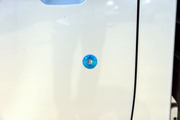 ����������3��8 ��Ծ�� Һɲ 3.8�׵��Ŵ��綯����΢�� ����ʱ��56kWhͼƬ