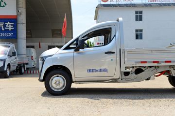 ����������3��8 ��Ծ�� Һɲ 3.8�׵��Ŵ��綯����΢�� ����ʱ��56kWhͼƬ