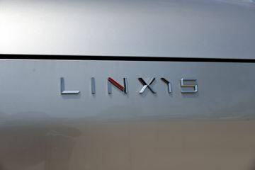 ����������3��8 ��Ծ�� Һɲ 3.8�׵��Ŵ��綯����΢�� ����ʱ��56kWhͼƬ