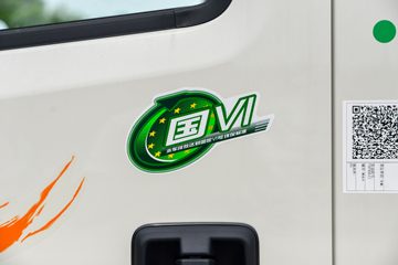 ����ȫ��˳�� ��׼�� 2.5L���� 136���� ������5�� 3.7�׵�����ʽ�ῨͼƬ