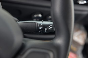 ����ȫ��˳�� ��׼�� 2.5L���� 136���� ������5�� 3.7�׵�����ʽ�ῨͼƬ