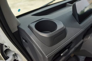 ����ȫ��˳�� ��׼�� 2.5L���� 136���� ������5�� 3.7�׵�����ʽ�ῨͼƬ