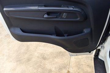 ����ȫ��˳�� ��׼�� 2.5L���� 136���� ������5�� 3.7�׵�����ʽ�ῨͼƬ