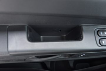 ����ȫ��˳�� ��׼�� 2.5L���� 136���� ������5�� 3.7�׵�����ʽ�ῨͼƬ
