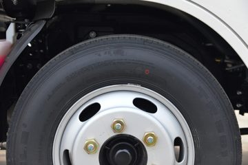 ����ȫ��˳�� ��׼�� 2.5L���� 136���� ������5�� 3.7�׵�����ʽ�ῨͼƬ