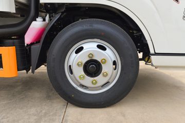 ����ȫ��˳�� ��׼�� 2.5L���� 136���� ������5�� 3.7�׵�����ʽ�ῨͼƬ