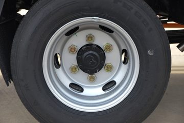 ����ȫ��˳�� ��׼�� 2.5L���� 136���� ������5�� 3.7�׵�����ʽ�ῨͼƬ
