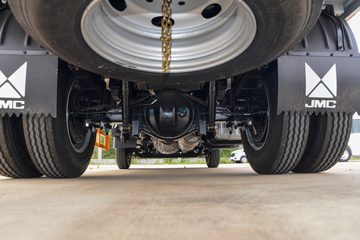 ����ȫ��˳�� ��׼�� 2.5L���� 136���� ������5�� 3.7�׵�����ʽ�ῨͼƬ