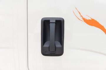 ����ȫ��˳�� ��׼�� 2.5L���� 136���� ������5�� 3.8���Ű������ῨͼƬ