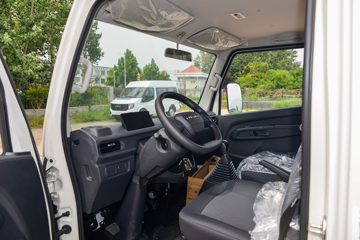 ����ȫ��˳�� ��׼�� 2.5L���� 136���� ������5�� 3.8���Ű������ῨͼƬ