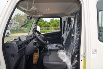 ����ȫ��˳�� ��׼�� 2.5L���� 136���� ������5�� 3.8���Ű������ῨͼƬ