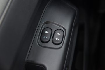 ����ȫ��˳�� ��׼�� 2.5L���� 136���� ������5�� 3.8���Ű������ῨͼƬ