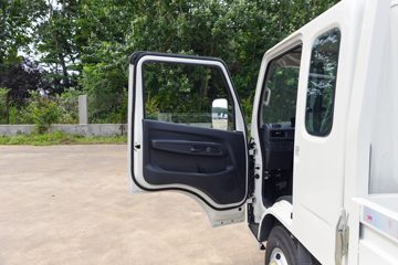 ����ȫ��˳�� ��׼�� 2.5L���� 136���� ������5�� 3.8���Ű������ῨͼƬ