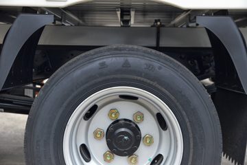 ����ȫ��˳�� ��׼�� 2.5L���� 136���� ������5�� 3.8���Ű������ῨͼƬ