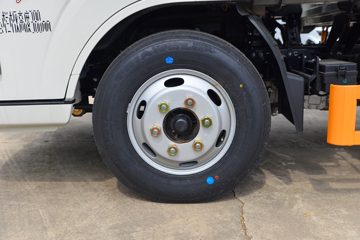 ����ȫ��˳�� ��׼�� 2.5L���� 136���� ������5�� 3.8���Ű������ῨͼƬ