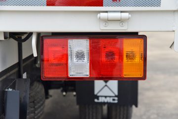 ����ȫ��˳�� ��׼�� 2.5L���� 136���� ������5�� 3.8���Ű������ῨͼƬ