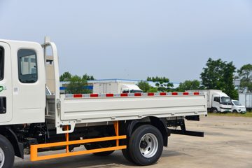 ����ȫ��˳�� ��׼�� 2.5L���� 136���� ������5�� 3.8���Ű������ῨͼƬ