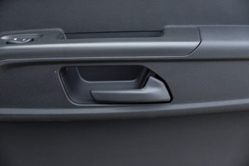 ���� ȫ��˳��С�� ��׼�� 2.5L���� 136���� ������5�� 2.7��˫�������ῨͼƬ