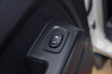 ���� ȫ��˳��С�� ��׼�� 2.5L���� 136���� ������5�� 2.7��˫�������ῨͼƬ