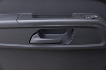 ���� ȫ��˳��С�� ��׼�� 2.5L���� 136���� ������5�� 2.7��˫�������ῨͼƬ