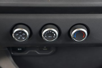���� ȫ��˳��С�� ��׼�� 2.5L���� 136���� ������5�� 2.7��˫�������ῨͼƬ