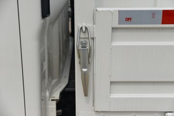 ���� ȫ��˳��С�� ��׼�� 2.5L���� 136���� ������5�� 2.7��˫�������ῨͼƬ