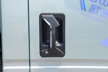 ����HOWOͳ˧ 2.5L���� 185���� �й�����12�� 4.15�׵��Ų�դʽ�ῨͼƬ