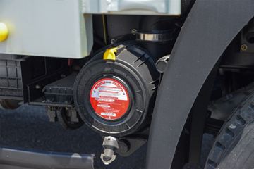 ����HOWOͳ˧ 2.5L���� 185���� �й�����12�� 4.15�׵��Ų�դʽ�ῨͼƬ