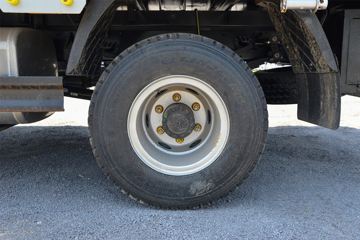 ����HOWOͳ˧ 2.5L���� 185���� �й�����12�� 4.15�׵��Ų�դʽ�ῨͼƬ