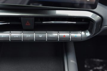 ������ 2026�� ȫ���������� 2.5T���� 211���� �Զ���������˫��Ƥ��ͼƬ