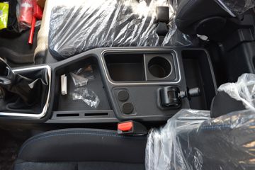 ����ŷ����S1 ��ӯ�� 2.5L���� 189���� ������6�� 4.14�׵�����ʽ�ῨͼƬ
