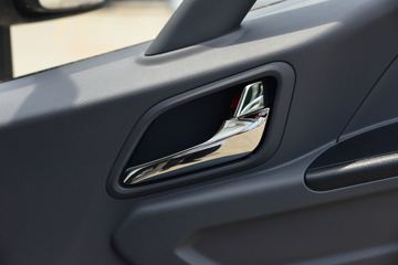 �������� ����E·�� Max ���� ��ɲ 4.2�׵��Ŵ��綯��ʽ�Ῠ ����ʱ��140.41kWhͼƬ