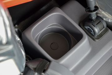 �������� ����E·�� Max ���� ��ɲ 4.2�׵��Ŵ��綯��ʽ�Ῠ ����ʱ��140.41kWhͼƬ