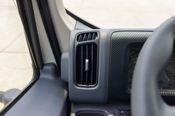 �������� ����E·�� Max ���� ��ɲ 4.2�׵��Ŵ��綯��ʽ�Ῠ ����ʱ��140.41kWhͼƬ