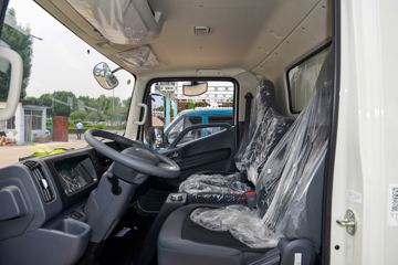 �������� ����E·�� Max ���� ��ɲ 4.2�׵��Ŵ��綯��ʽ�Ῠ ����ʱ��140.41kWhͼƬ