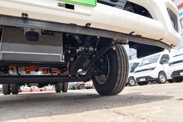 �������� ����E·�� Max ���� ��ɲ 4.2�׵��Ŵ��綯��ʽ�Ῠ ����ʱ��140.41kWhͼƬ