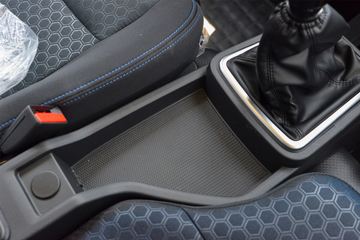 ����ŷ����S1 ��ӯ�� 2.5L���� 165���� 8�� 3.83���Ű������ῨͼƬ