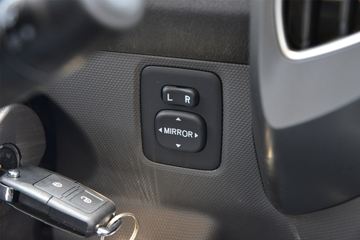 ����ŷ����S1 ��ӯ�� 2.5L���� 165���� 8�� 3.83���Ű������ῨͼƬ