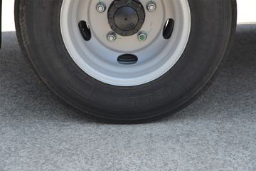 ����ŷ����S1 ��ӯ�� 2.5L���� 165���� 8�� 3.83���Ű������ῨͼƬ