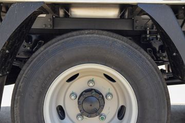 ����ŷ����S1 ��ӯ�� 2.5L���� 165���� 8�� 3.83���Ű������ῨͼƬ