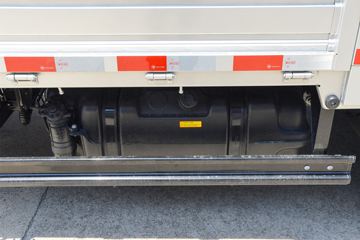 ����ŷ����S1 ��ӯ�� 2.5L���� 165���� 8�� 3.83���Ű������ῨͼƬ
