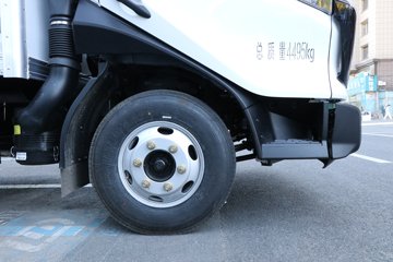 �ɵ�W7 2.5L���� 180���� ��ʿ��8�� 4.18�׵�����ʽ�ῨͼƬ