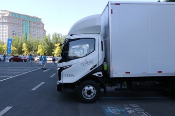 �ɵ�W7 2.5L���� 180���� ��ʿ��8�� 4.18�׵�����ʽ�ῨͼƬ