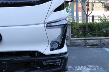 �ɵ�W7 2.5L���� 180���� ��ʿ��8�� 4.18�׵�����ʽ�ῨͼƬ