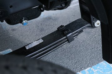 �ɵ�W7 2.5L���� 180���� ��ʿ��8�� 4.18�׵�����ʽ�ῨͼƬ