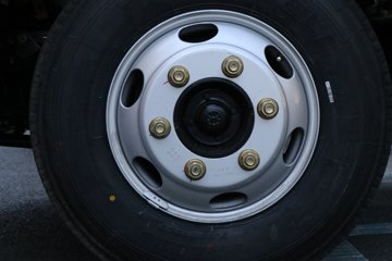 �ɵ�W7 2.5L���� 180���� ��ʿ��8�� 4.18�׵�����ʽ�ῨͼƬ