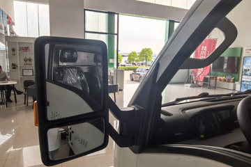 ���ǵ�T4 �Ƽ��� 3.99�׵��Ŵ��綯�����Ῠ ����62kWhͼƬ