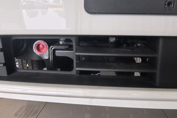 ���ǵ�T4 �Ƽ��� 3.99�׵��Ŵ��綯�����Ῠ ����62kWhͼƬ