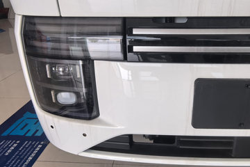 ���ǵ�T4 �Ƽ��� 3.99�׵��Ŵ��綯�����Ῠ ����62kWhͼƬ