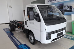 ���ǵ�T4 �Ƽ��� 3.99�׵��Ŵ��綯�����Ῠ ����62kWhͼƬ